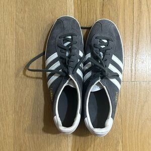 Adidas Grey Gazelle Suede, Men’s 6.5 (fits Women’s 7.5)
